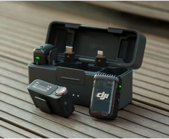 Микрофон DJI Mic 2 (2 передатчика + 1 приёмник + зарядный кейс), Комплект: 2 микрофона + приёмник + кейс, изображение 2