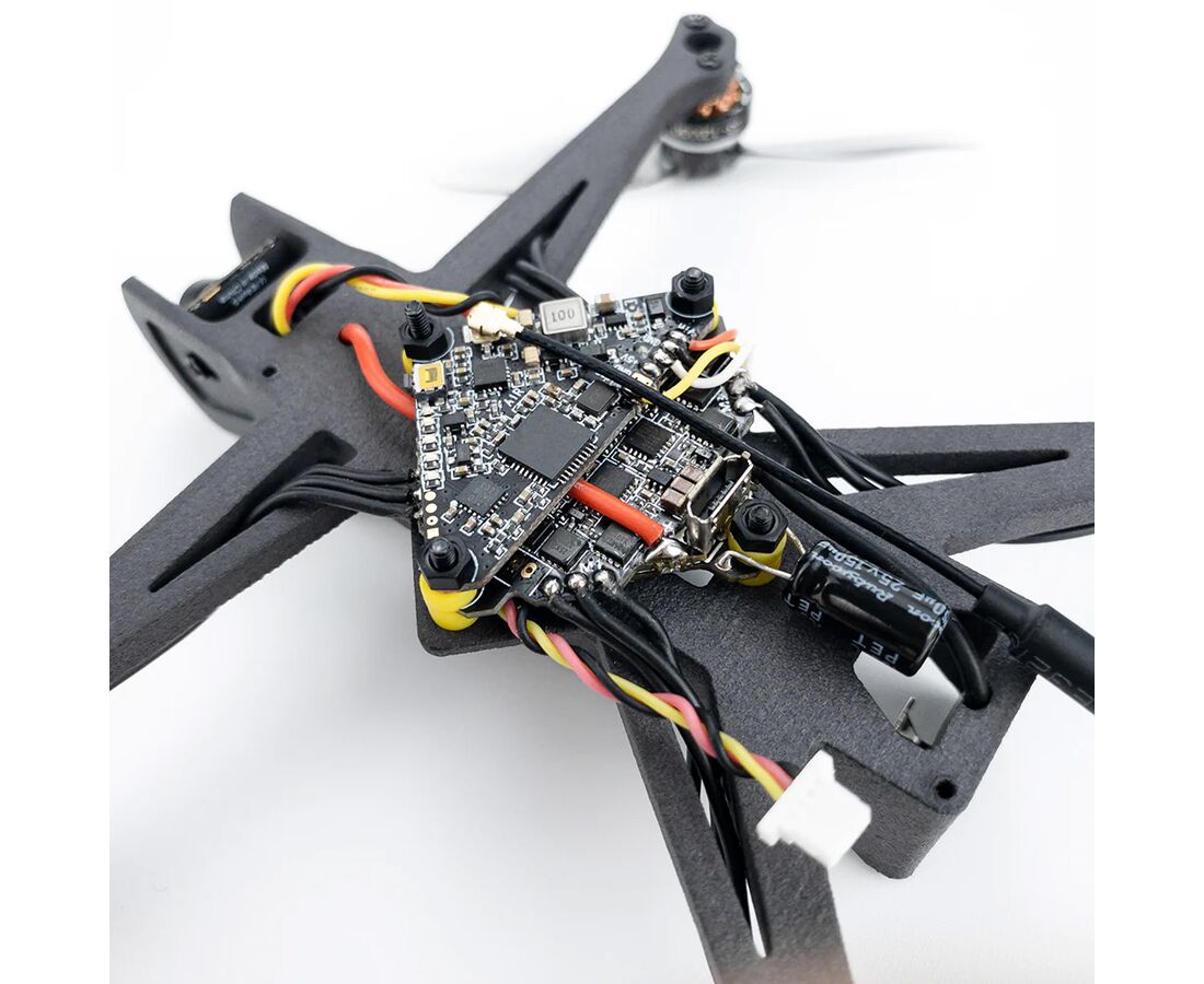 Darwin fpv baby. Fpv drone 3 inch. long range fpv 18650. darwin fpv tx 805p. darvin fpv полетный контроллер.