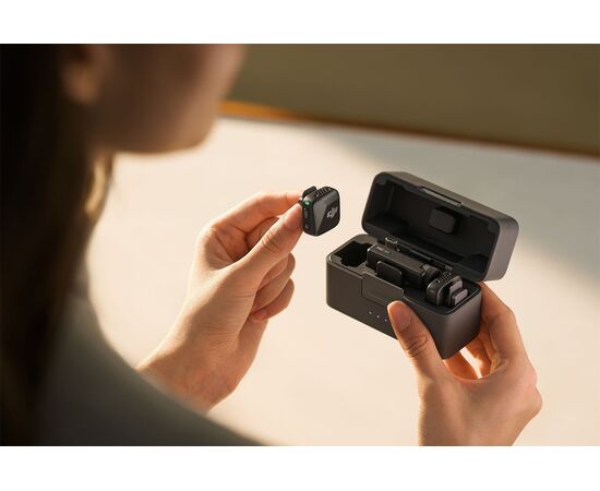 Микрофон DJI Mic Mini (2 передатчика + 1 приёмник + зарядный кейс), Комплект: 2 микрофона + приёмник + кейс, изображение 3